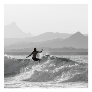 AGCP028 - Surfing Waves With Mountain Backdrop - Photographic Card