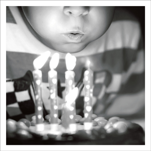 AGCP031 - Child Blowing Out Birthday Candles - Photographic Card