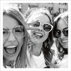 AGCP048 - Happy Women In Sunglasses - Photographic Card